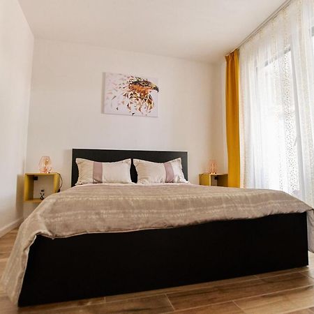 Ferienwohnung Starlight Bronze Szeged- Exclusive Exterior foto