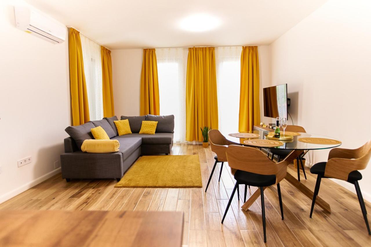 Ferienwohnung Starlight Bronze Szeged- Exclusive Exterior foto
