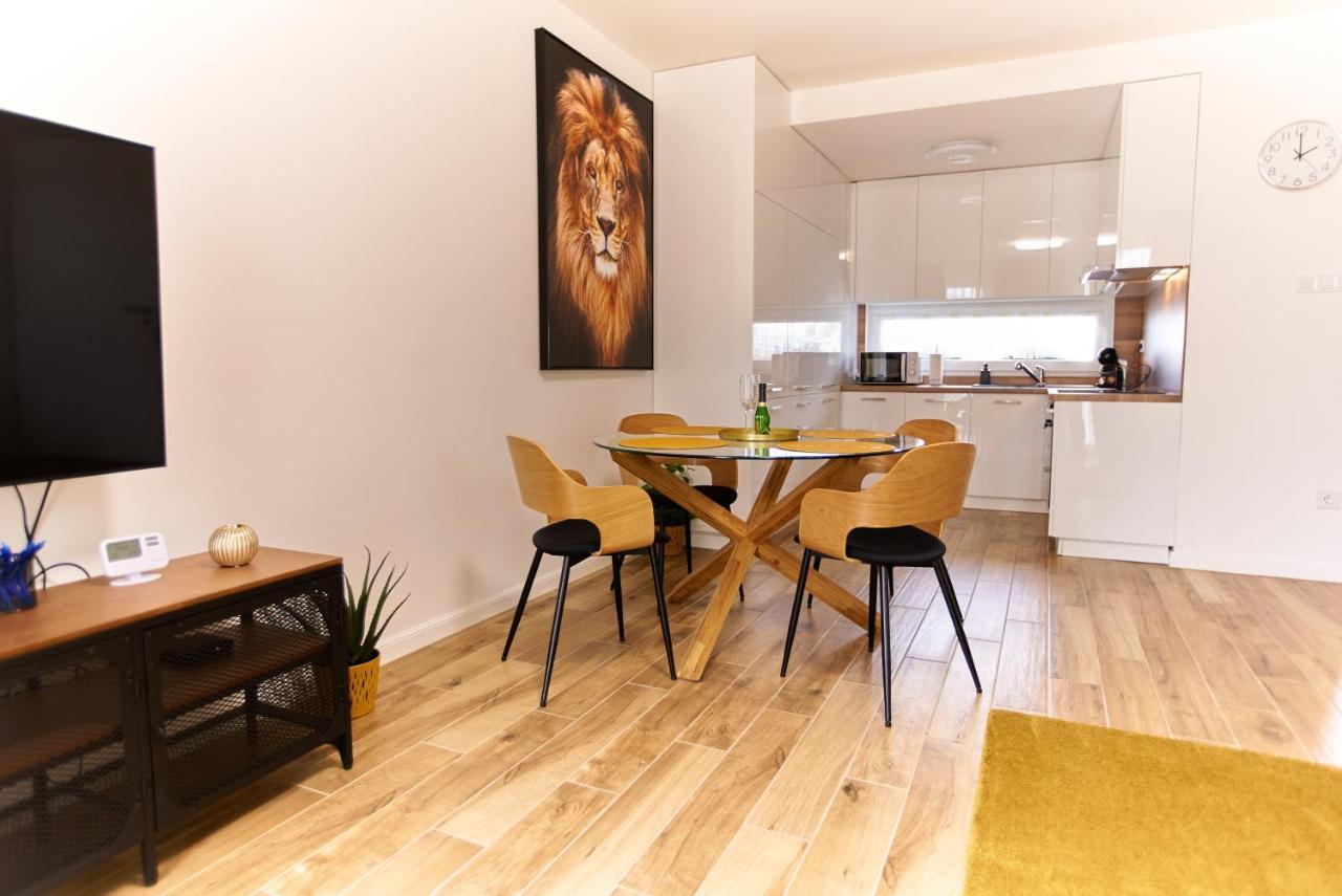 Ferienwohnung Starlight Bronze Szeged- Exclusive Exterior foto
