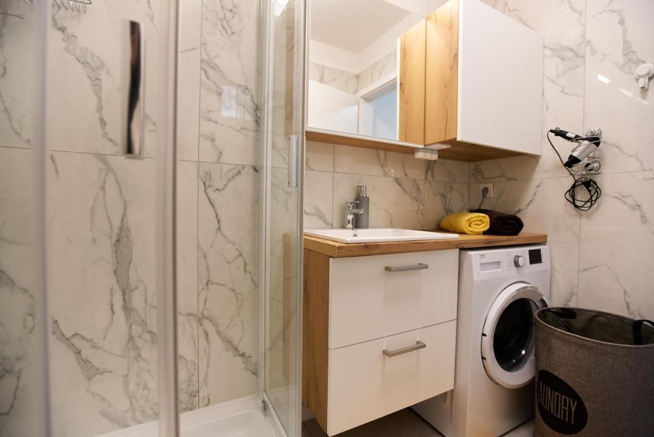 Ferienwohnung Starlight Bronze Szeged- Exclusive Exterior foto