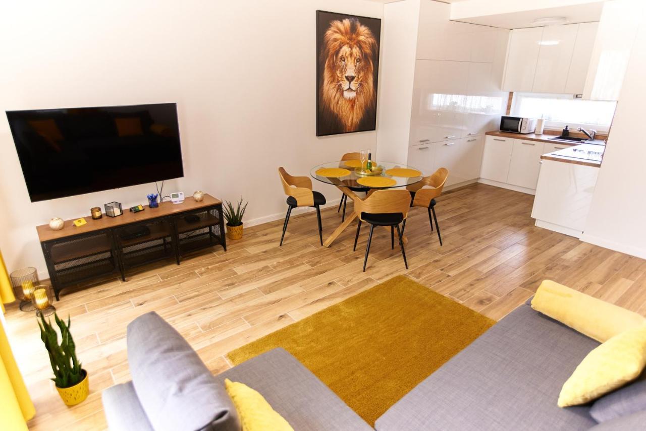 Ferienwohnung Starlight Bronze Szeged- Exclusive Exterior foto